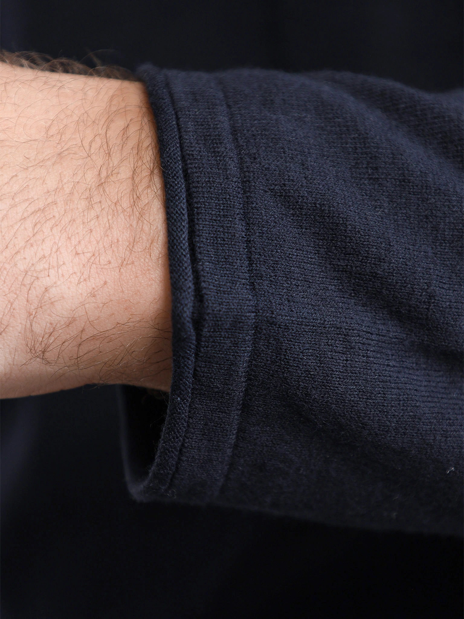 Джемпер темно-синего цвета из смесового хлопка